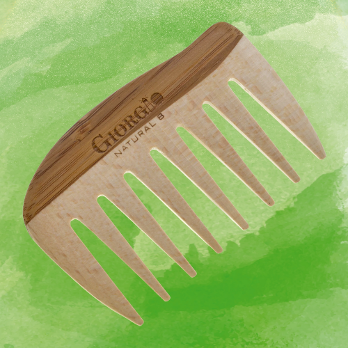 Why Is a Wide Tooth Comb Ideal for Wet Hair?